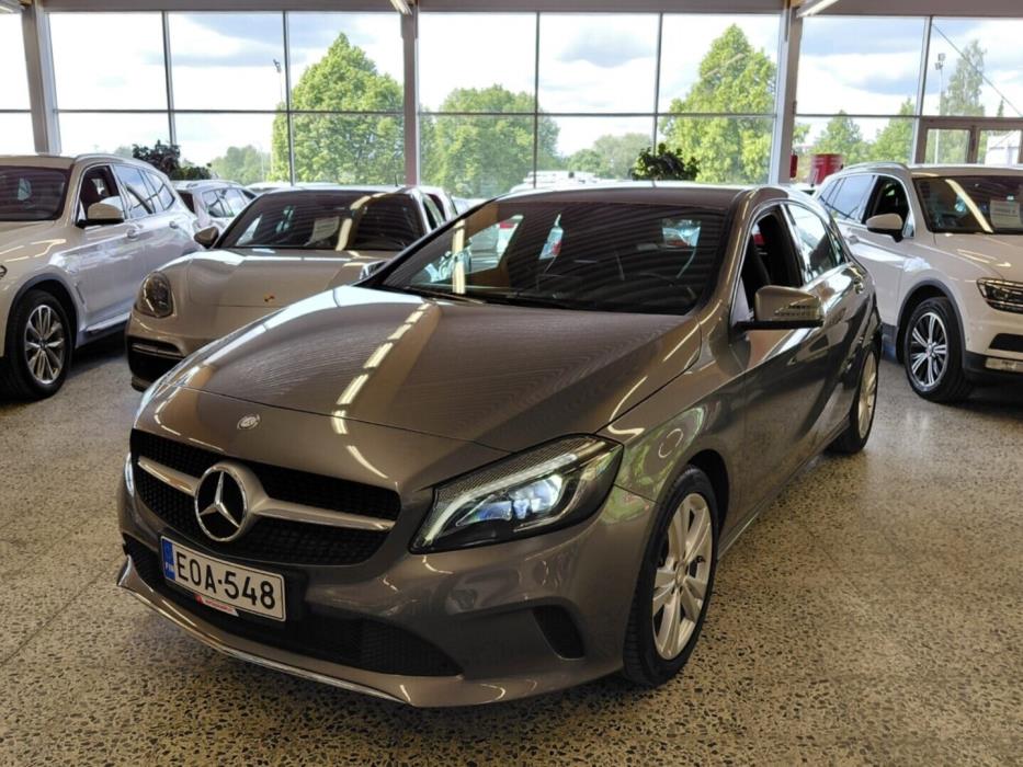 MERCEDES-BENZ A 2016