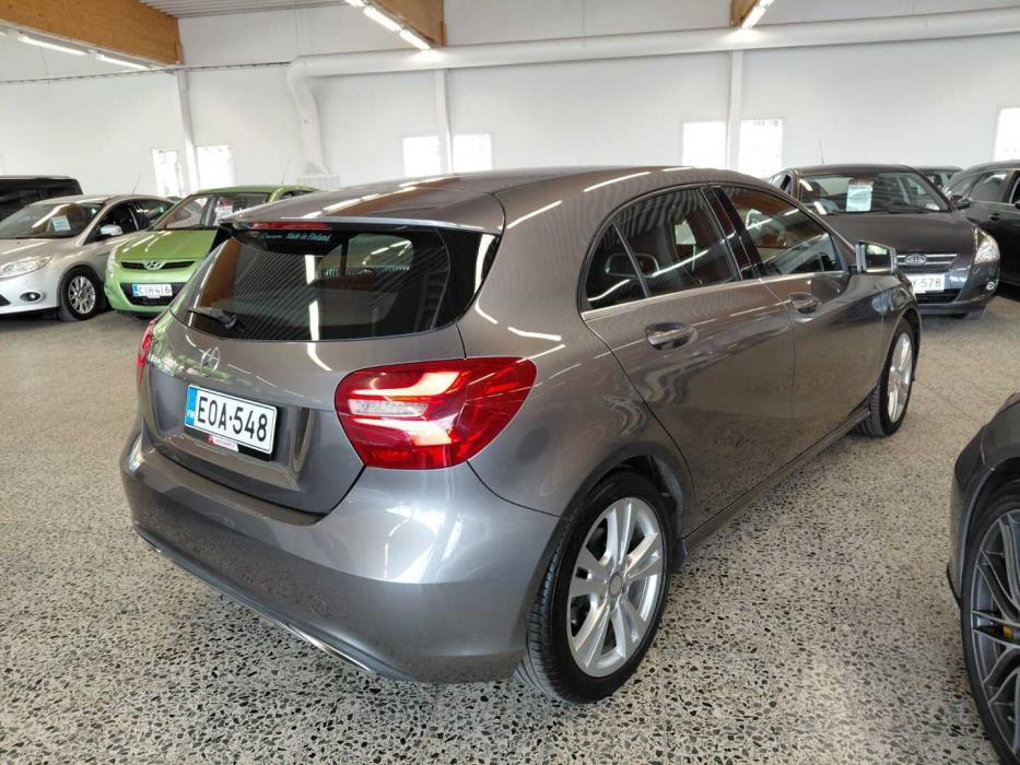 MERCEDES-BENZ A 2016