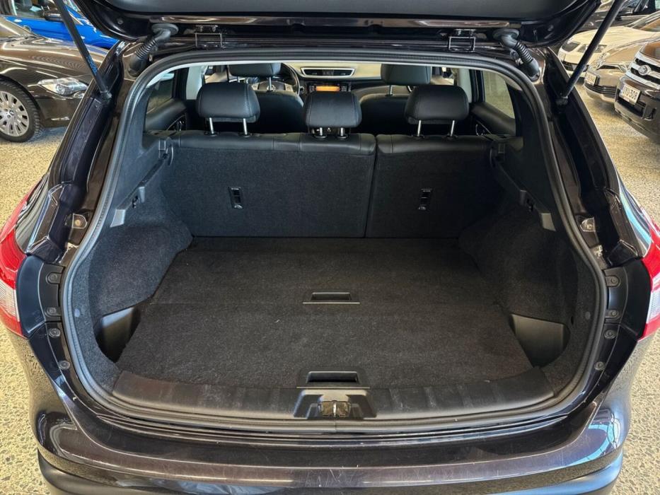 NISSAN Qashqai 2017