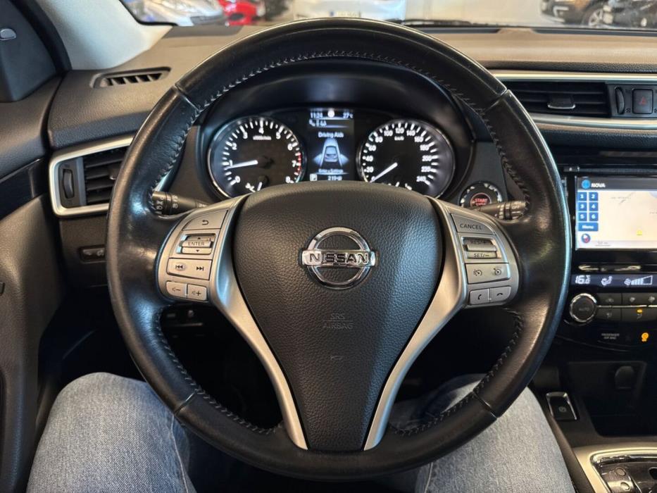 NISSAN Qashqai 2017