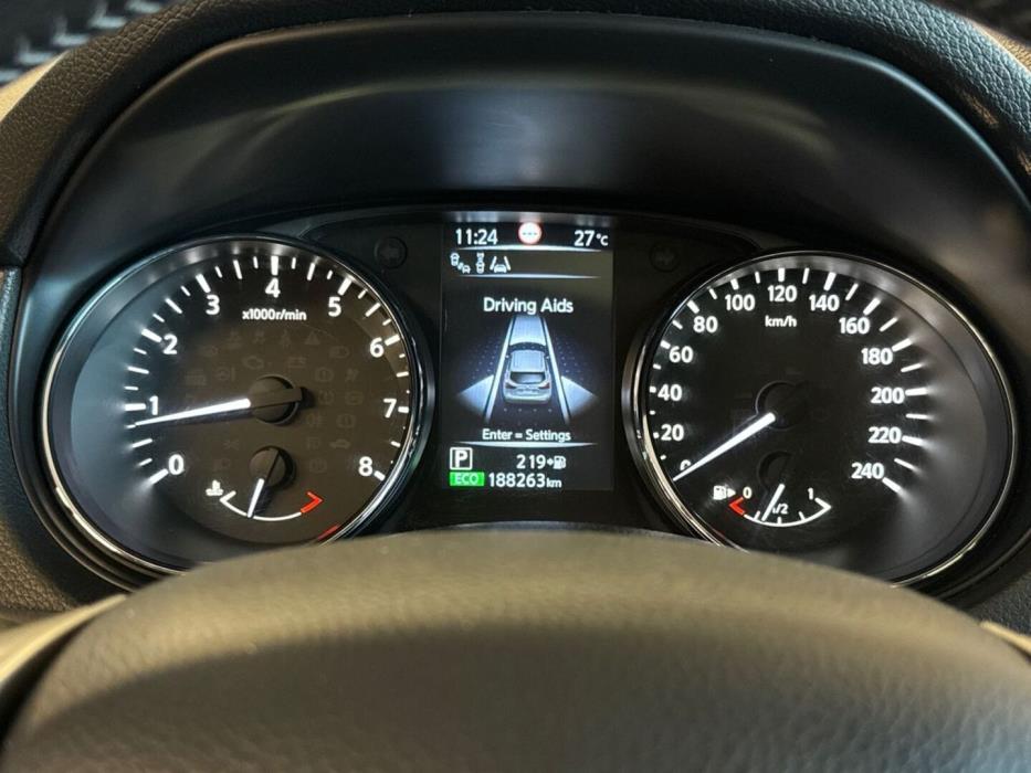 NISSAN Qashqai 2017