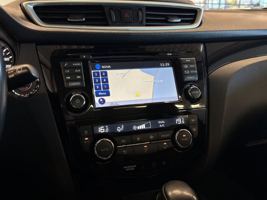 NISSAN Qashqai 2017