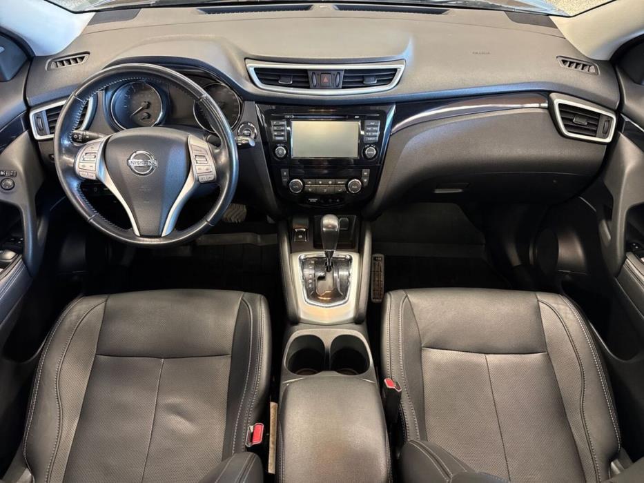 NISSAN Qashqai 2017