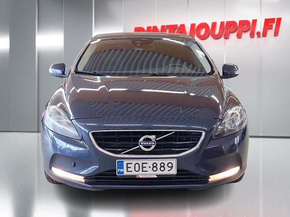 VOLVO V40 2014