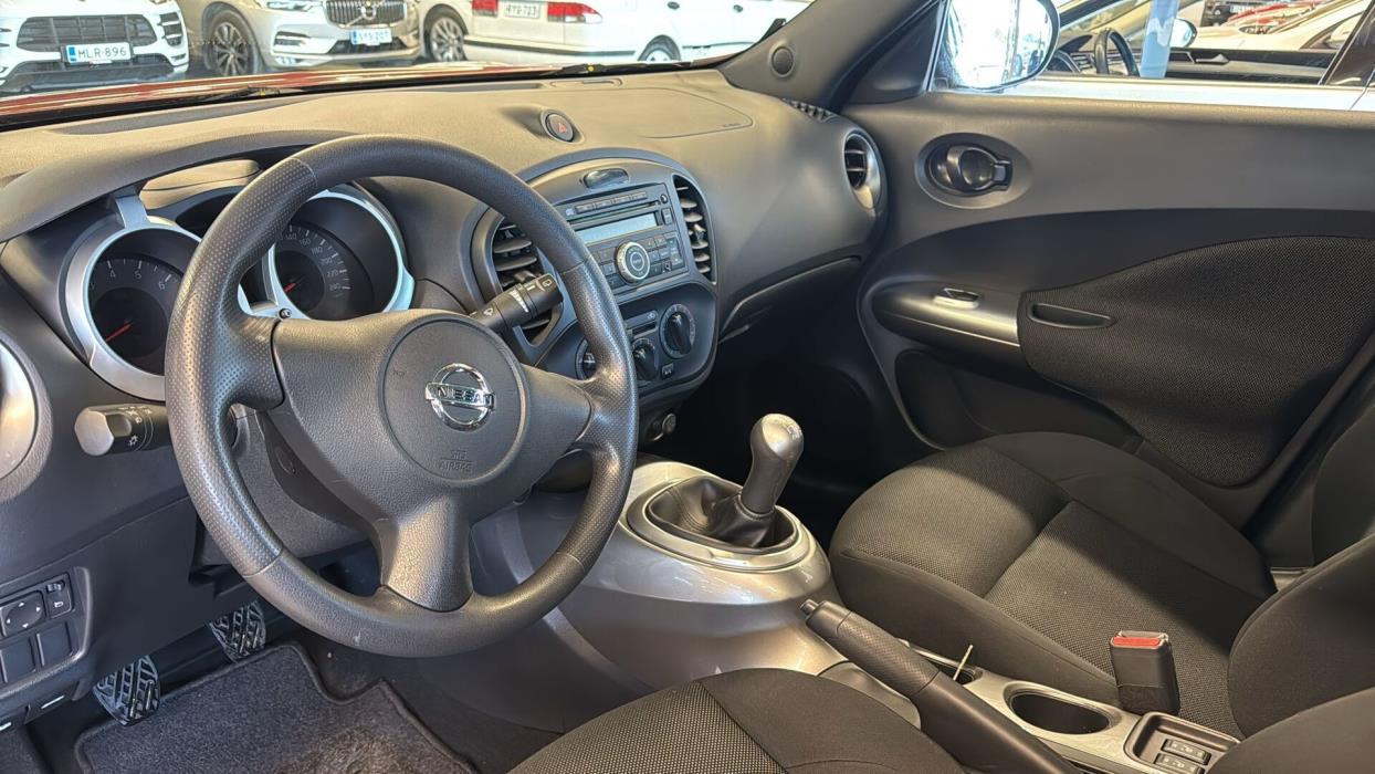 NISSAN Juke 2011