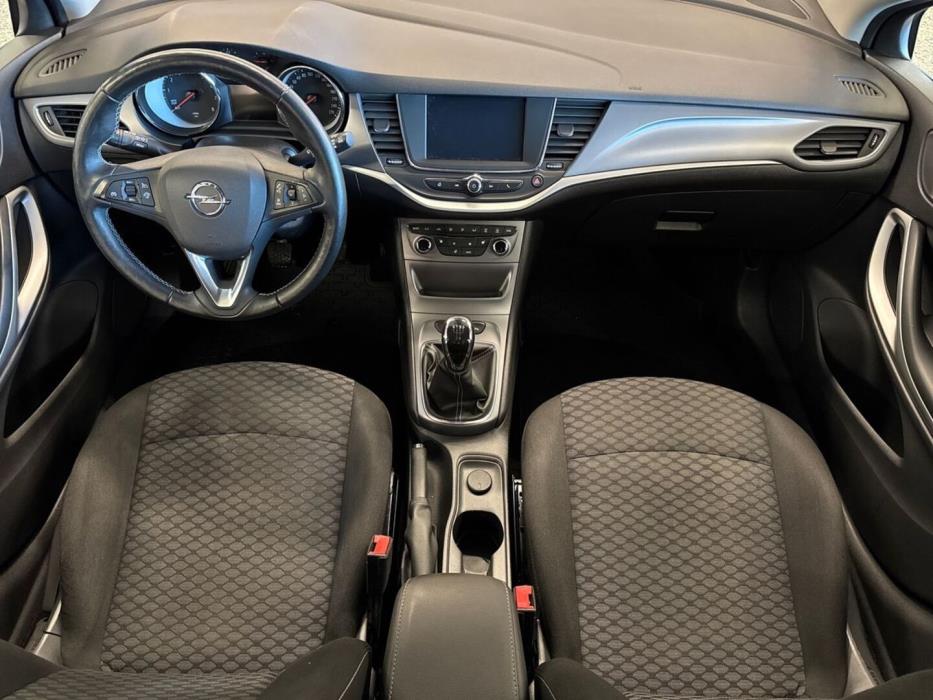 OPEL Astra 2018