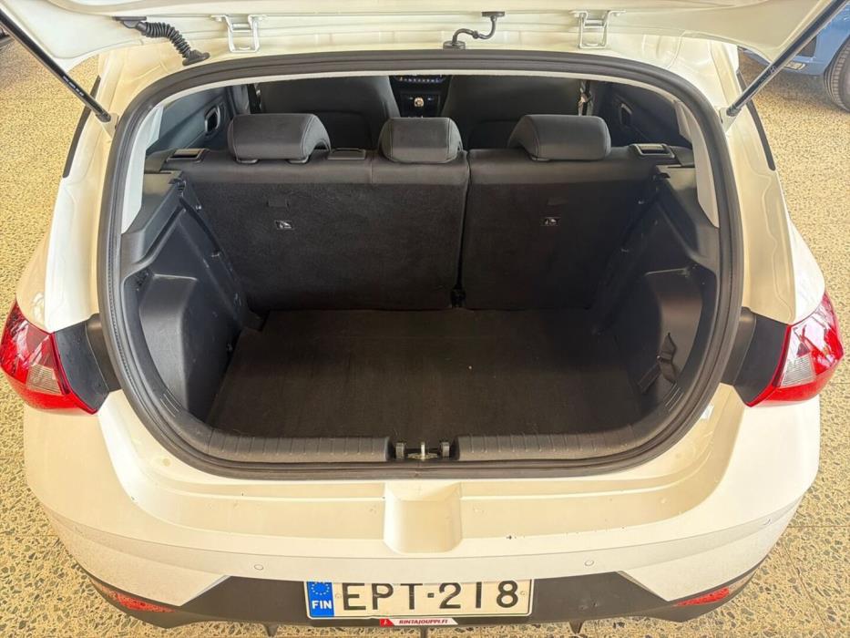 HYUNDAI i20 Hatchback 2021