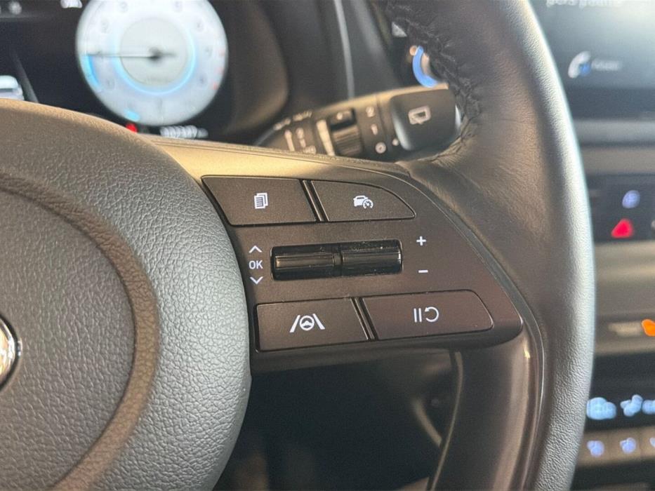 HYUNDAI i20 Hatchback 2021