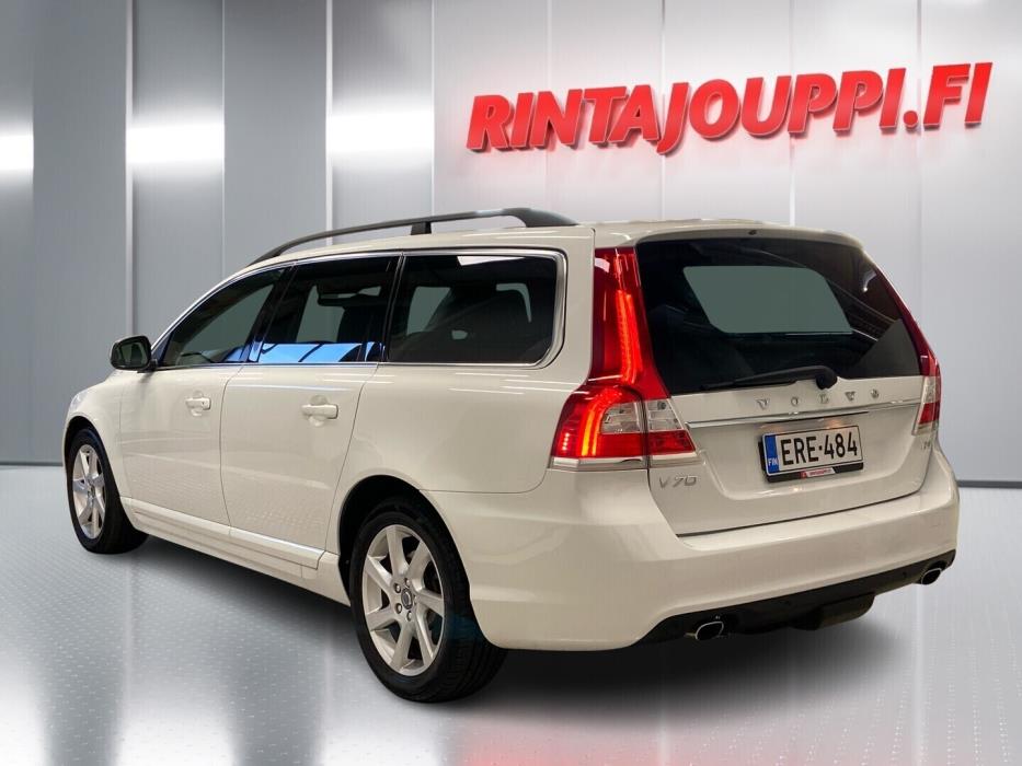 VOLVO V70 2014