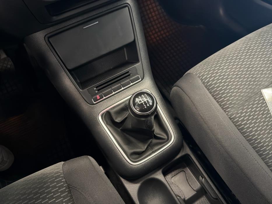 VOLKSWAGEN Golf Plus 2011