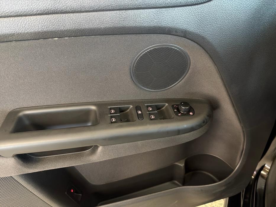 VOLKSWAGEN Golf Plus 2011
