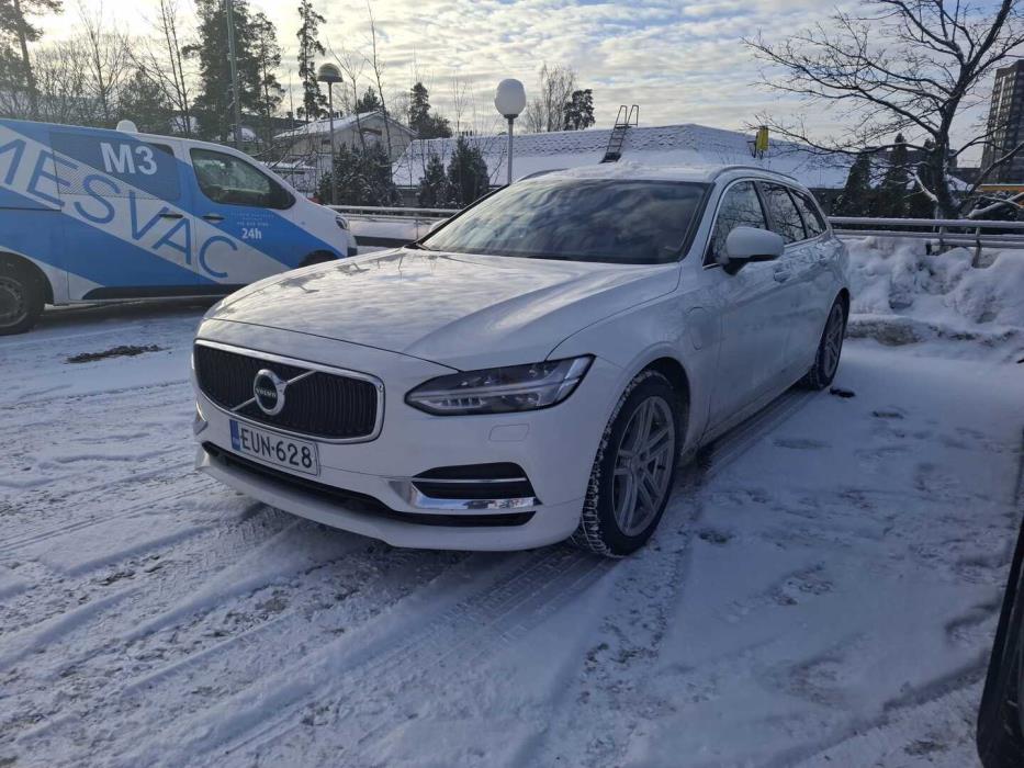 VOLVO V90 2020