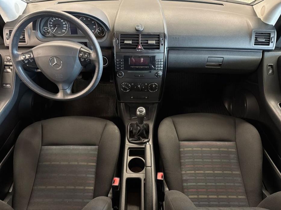 MERCEDES-BENZ A 2005