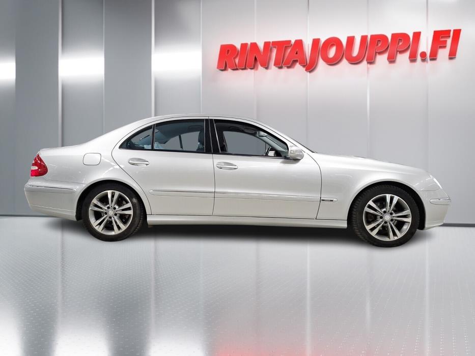 MERCEDES-BENZ E 2007