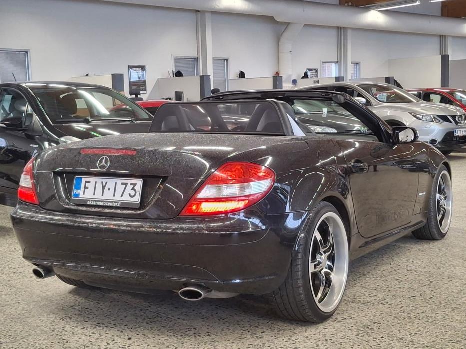 MERCEDES-BENZ SLK 2004