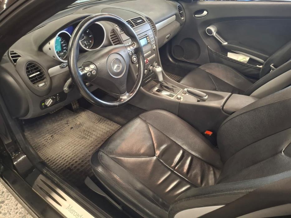 MERCEDES-BENZ SLK 2004