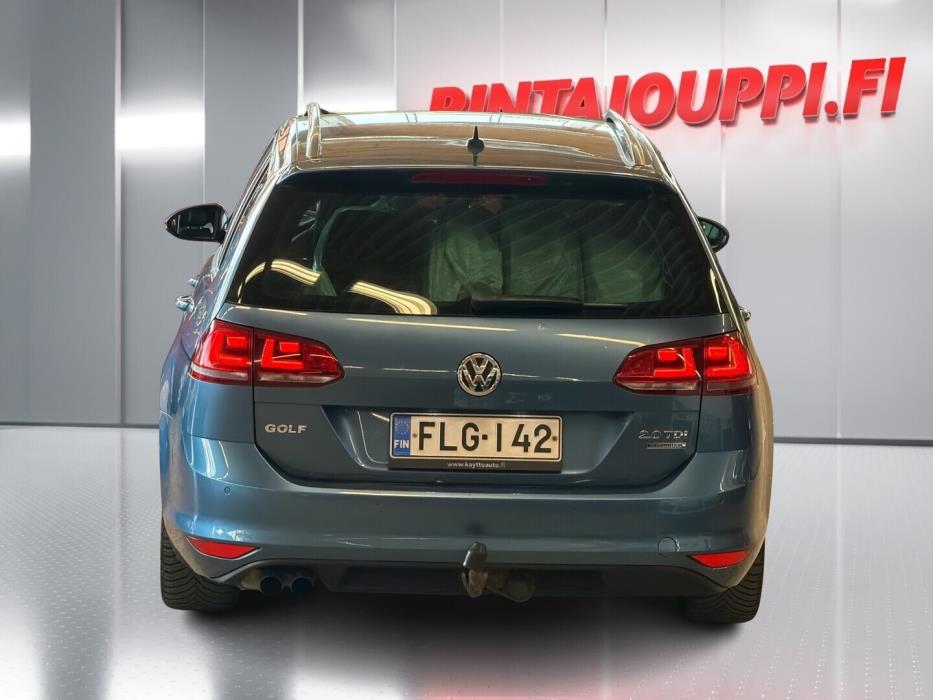 VOLKSWAGEN Golf 2013