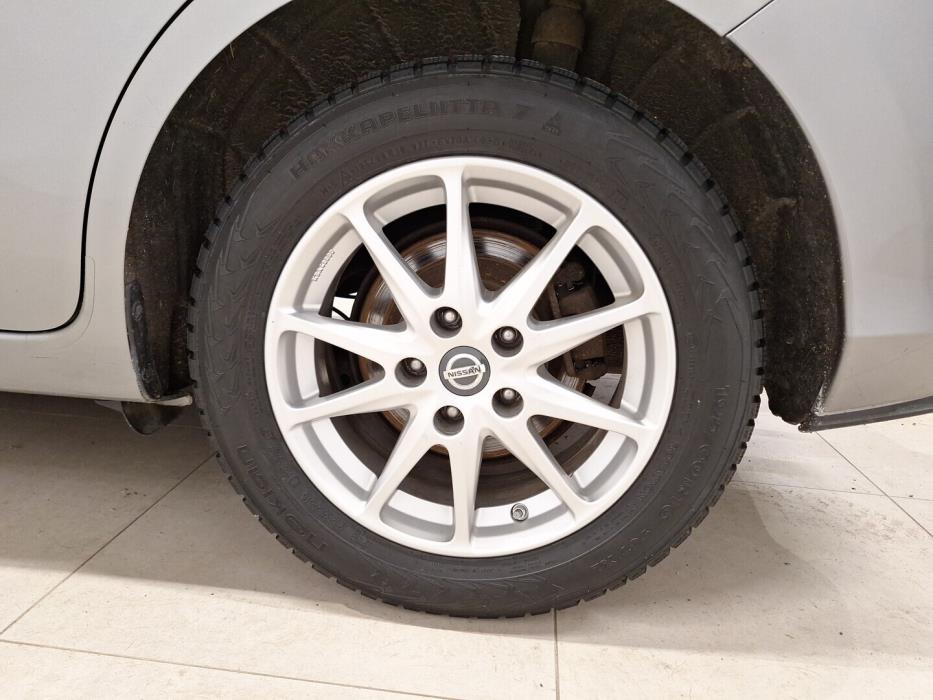 NISSAN Pulsar 2015