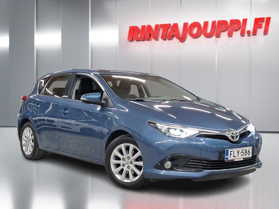 TOYOTA Auris 2016