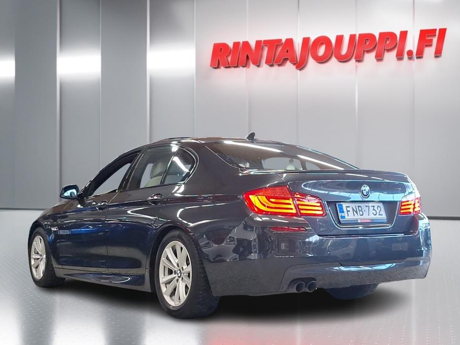 BMW 530 2012