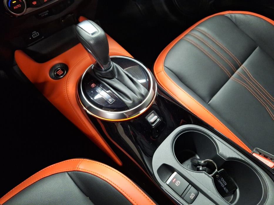 NISSAN Juke 2021