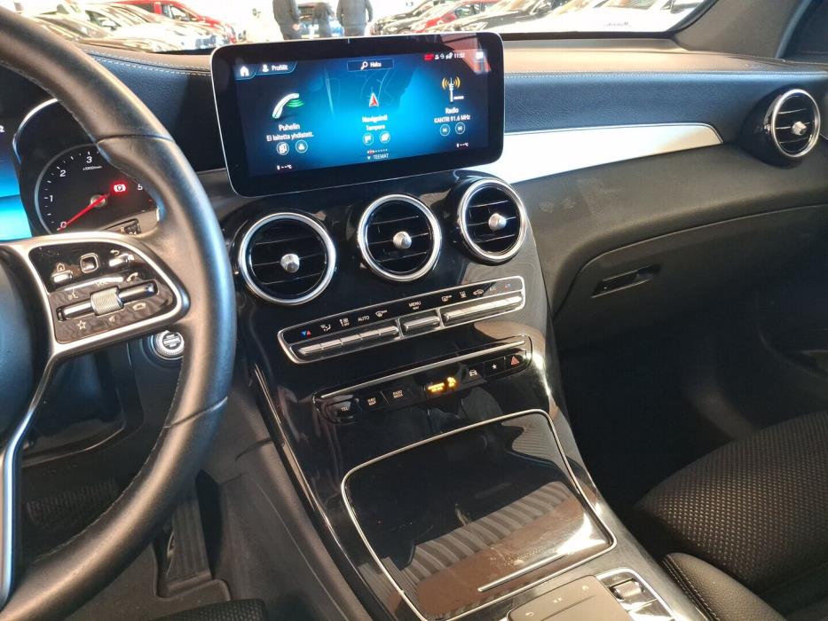 MERCEDES-BENZ GLC 2021