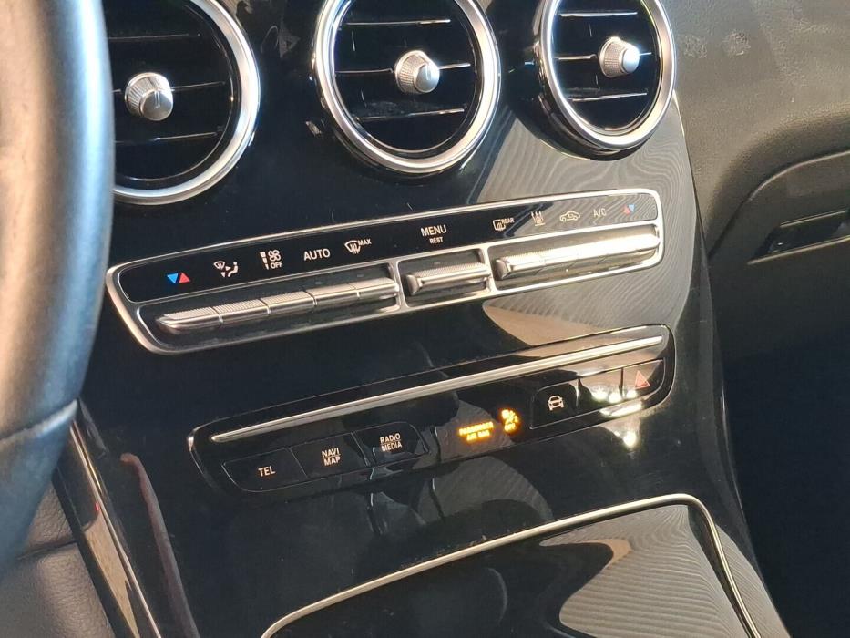 MERCEDES-BENZ GLC 2021