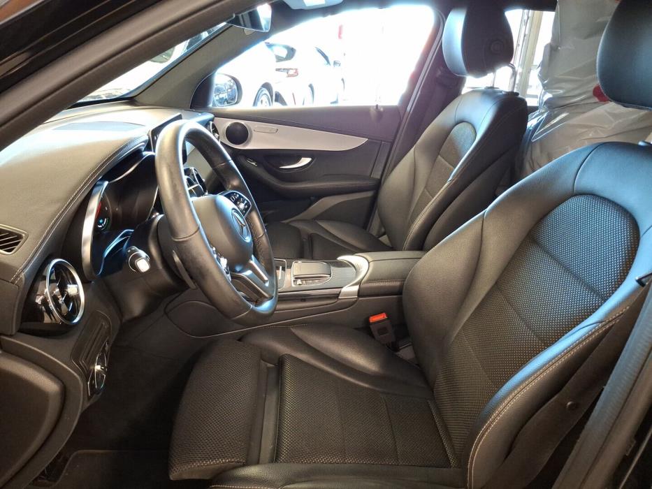 MERCEDES-BENZ GLC 2021