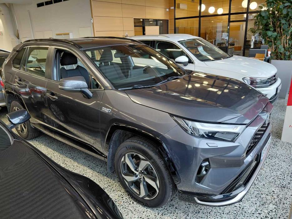 TOYOTA RAV4 Plug-in 2023