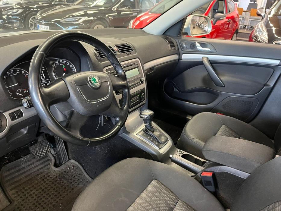 SKODA Octavia 2009