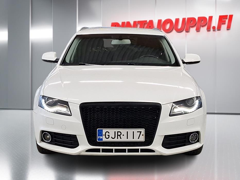 AUDI A4 2011