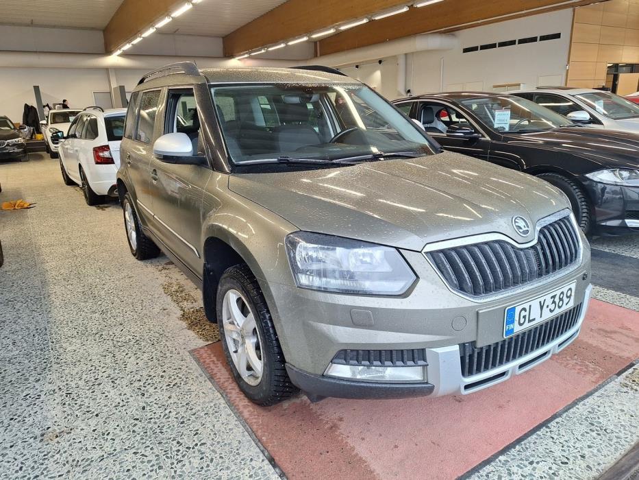 SKODA Yeti 2016