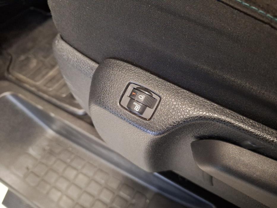 PEUGEOT Traveller 2019