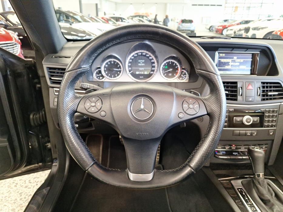 MERCEDES-BENZ E 2010