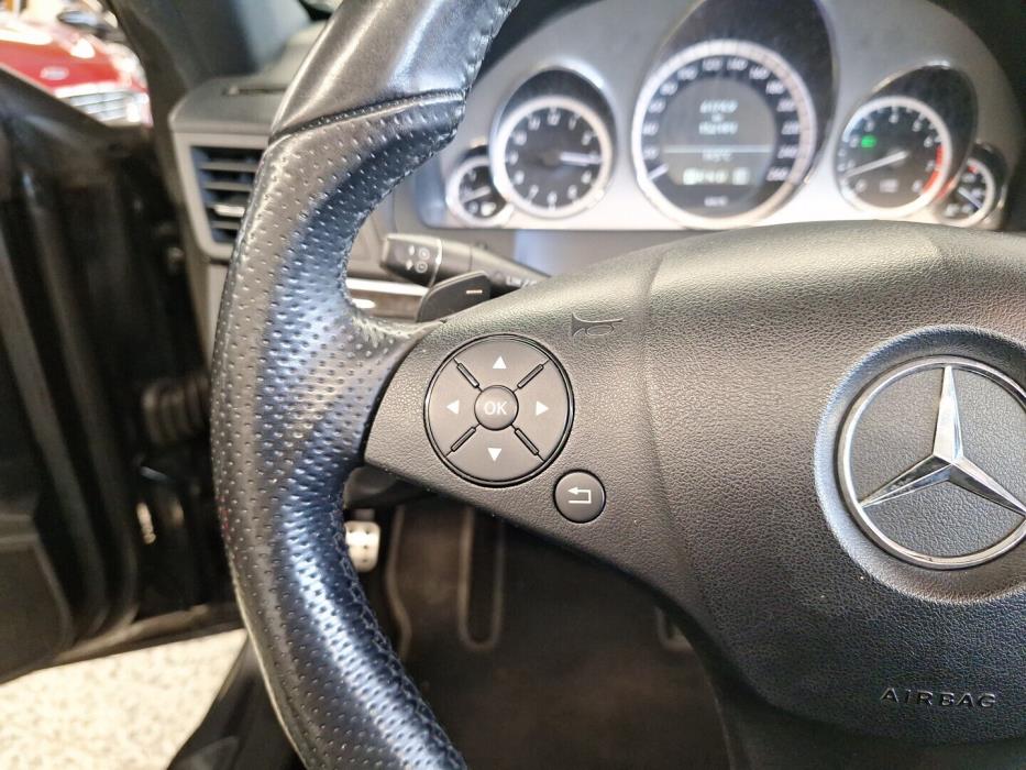 MERCEDES-BENZ E 2010