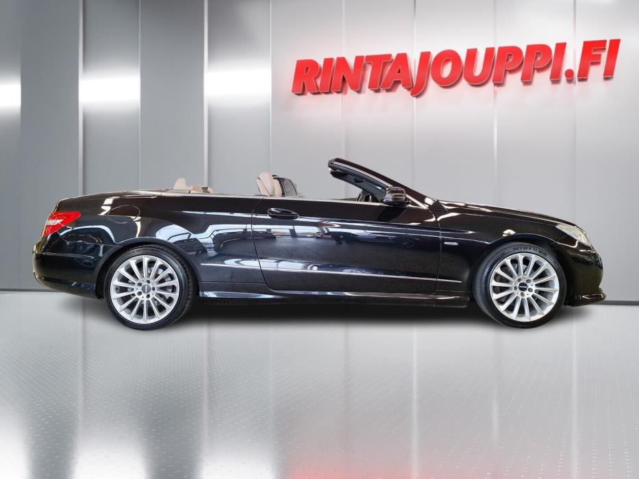 MERCEDES-BENZ E 2010