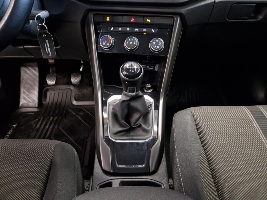 VOLKSWAGEN T-Roc 2019