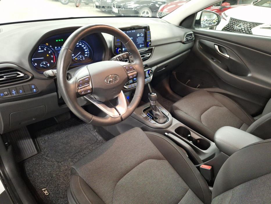 HYUNDAI i30 Hatchback 2022