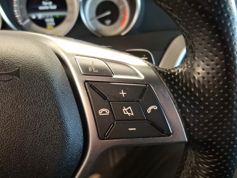 MERCEDES-BENZ C 2013