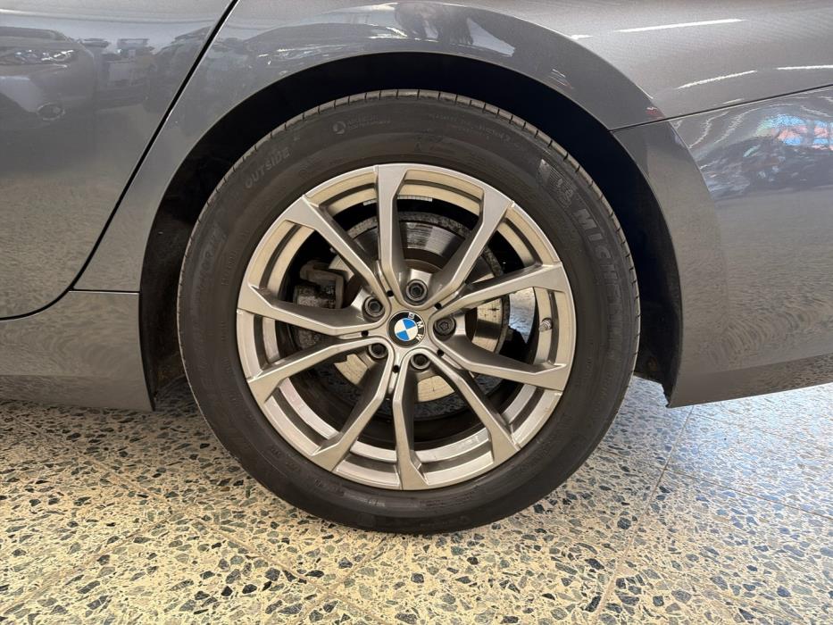 BMW 320 2021