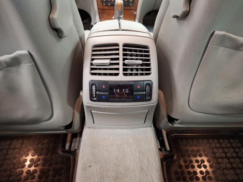 MERCEDES-BENZ E 2003