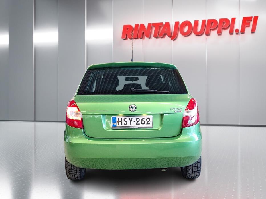 SKODA Fabia 2011