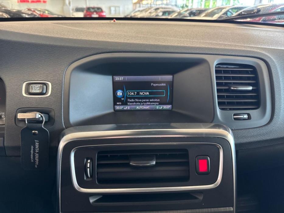 VOLVO S60 2011