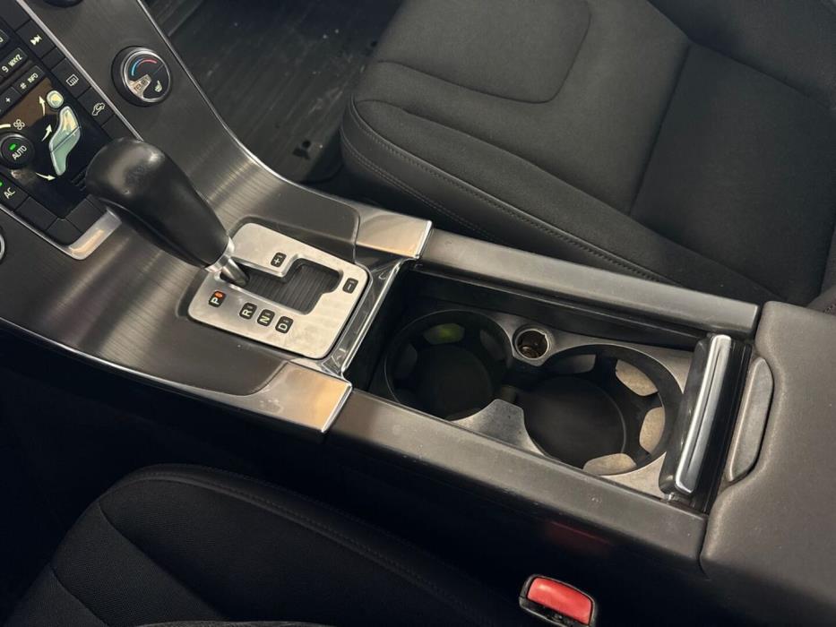 VOLVO S60 2011