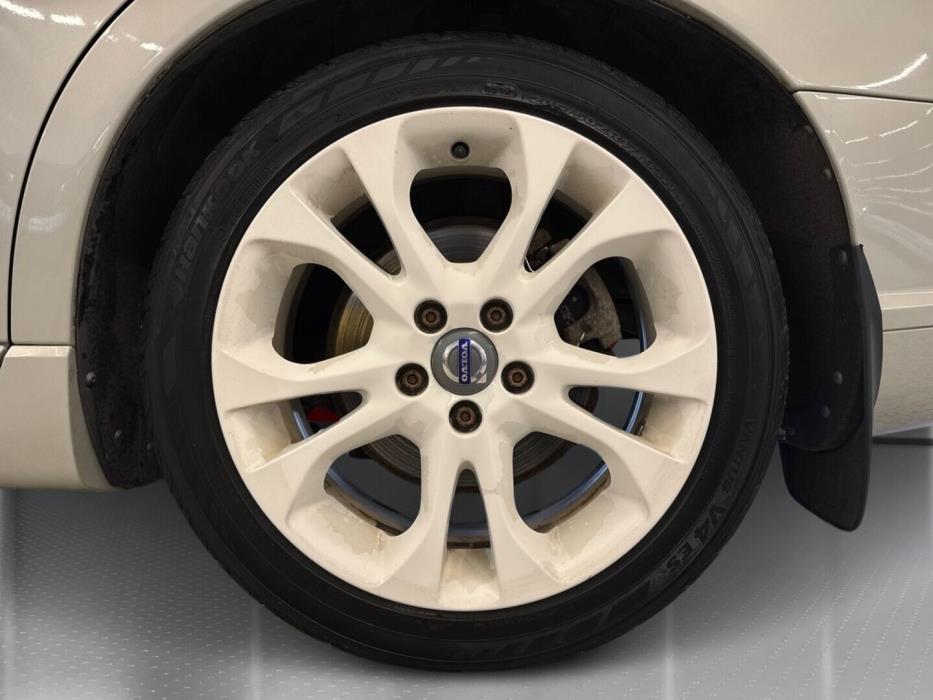VOLVO V50 2010