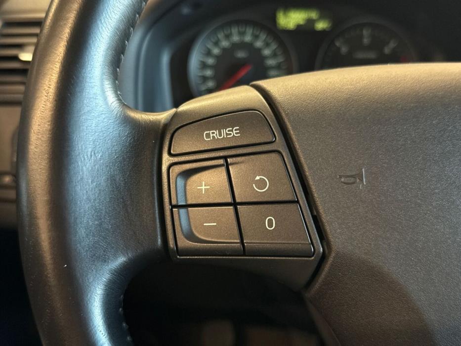 VOLVO V50 2010
