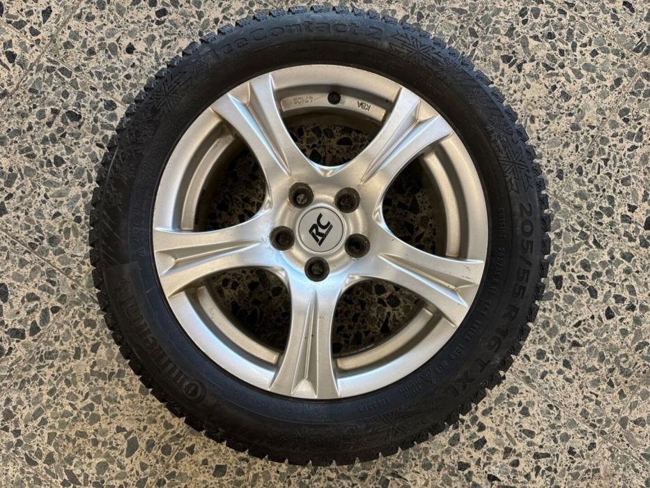 VOLVO V50 2010