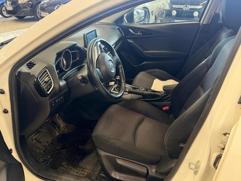 MAZDA Mazda3 2016