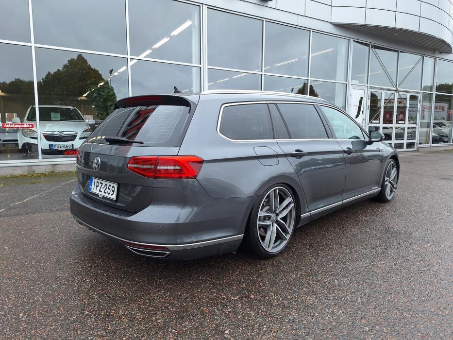 VOLKSWAGEN Passat 2016