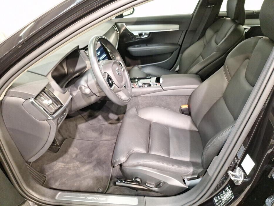 VOLVO V90 2021
